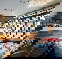 Cooleys Hotel - Restaurant Canberra