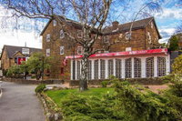 Kings Bridge Bar  Restaurant