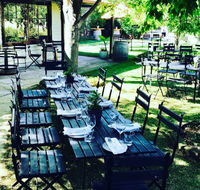 Stone  Barrow - Restaurant Canberra