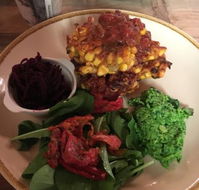 The Hairy Giraffe Cafe - Restaurant Canberra