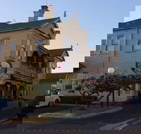 Comfort Inn The Pier Restaurant - Restaurant Canberra