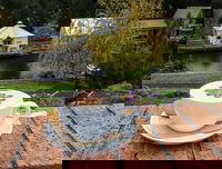 Fishlips Cafe  Accommodation