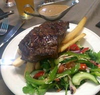 Midway Point Tavern - Restaurant Canberra