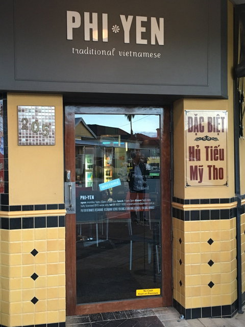 Phi Yen Vietnamese Restaurant - Restaurant Canberra 14