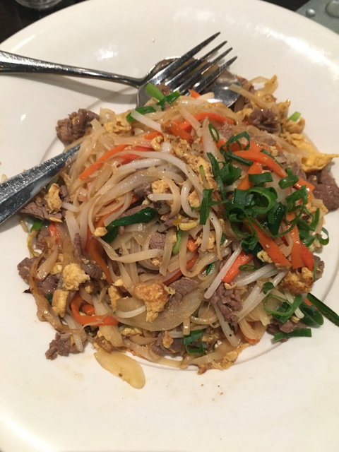 Phi Yen Vietnamese Restaurant - Restaurant Canberra 3