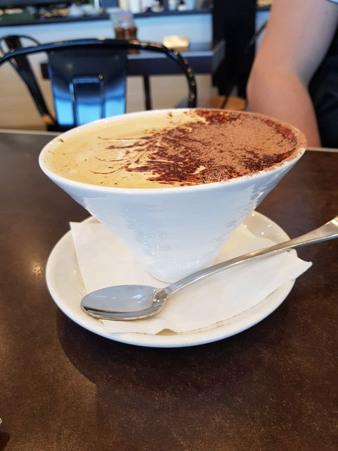 Elixir Cafe - Restaurant Canberra 4