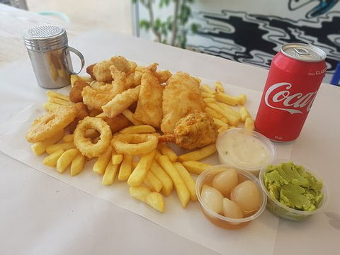 Banksia Grove Fish & Chips - Restaurant Canberra 0