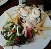 South Beach Hotel - Restaurant Canberra