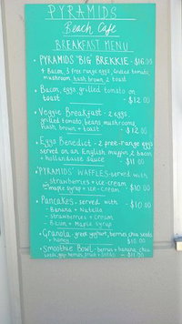 Pyramids Beach Cafe