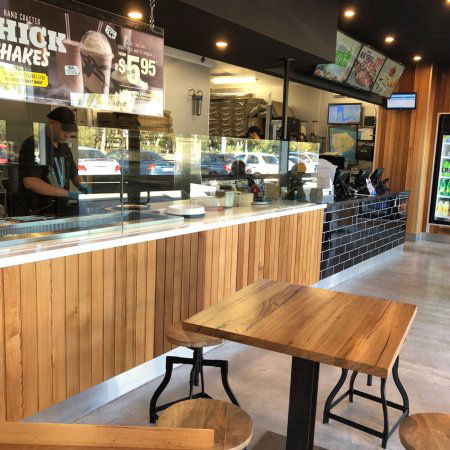 Domino's Pizza Karawara - Restaurant Canberra 0