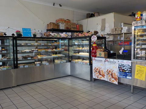 Avon Valley French Hot Bread - Restaurant Canberra 0