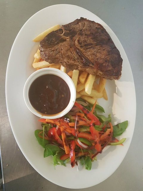 Capel Tavern - Restaurant Canberra 4