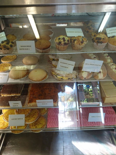 Coral Resort Bakery - Restaurant Canberra 4