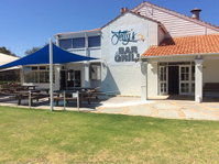 Jettys Bar and Grill