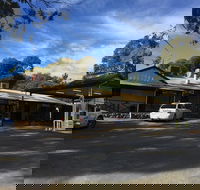 Riverside Roadhouse - Restaurant Canberra
