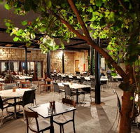 The Esplanade - Restaurant Canberra