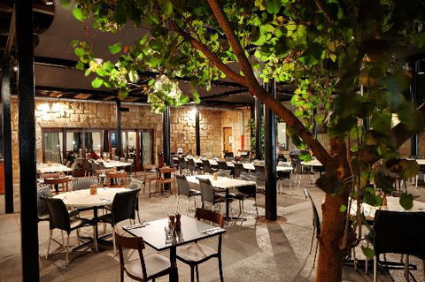 The Esplanade - Restaurant Canberra 0