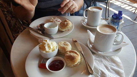 The Millhouse Restaurant And Coffee Shop - Restaurant Canberra 0