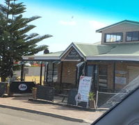 Toun Beach Cafe