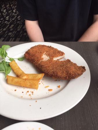 Paradise Hotel Bistro - Restaurant Canberra 0
