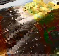 Bordertown Hotel Bistro and Dining Room - Restaurant Canberra