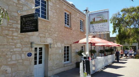 Caledonian Inn - Restaurant Canberra 0