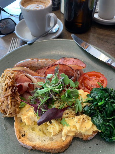 No.4 - Restaurant Canberra 7