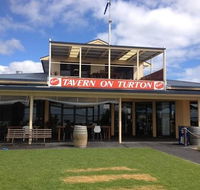 Tavern on Turton - Restaurant Canberra