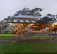 The Greenman Inn - Restaurant Canberra