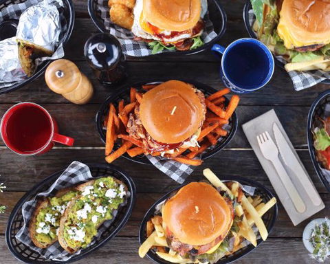 Iron & Resin Garage - Restaurant Canberra 0