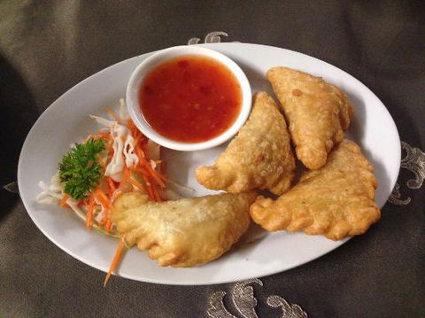 Worongary Thai Restaurant - Restaurant Canberra 0