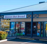 Reeves Hot Bread - Restaurant Canberra