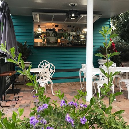 Letoria's Cafe - Restaurant Canberra 0