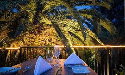 Cascades - Restaurant Canberra 5
