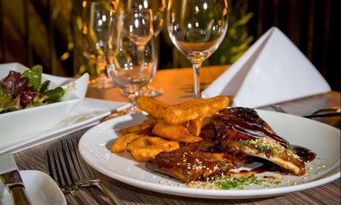 Cascades - Restaurant Canberra 6