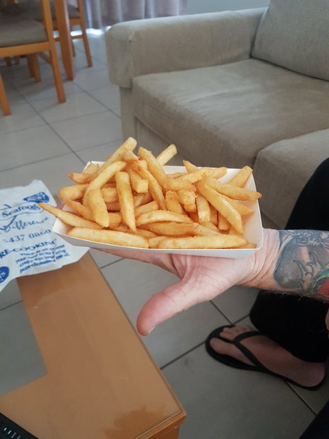 Beachview Seafoods - Restaurant Canberra 3