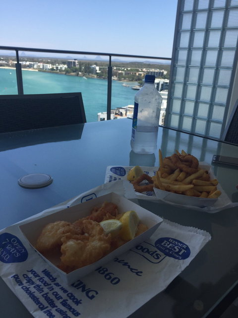 Beachview Seafoods - Restaurant Canberra 4