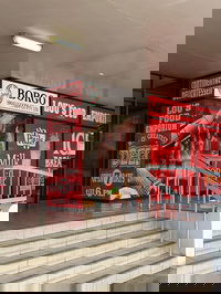 Lou's Food Emporium