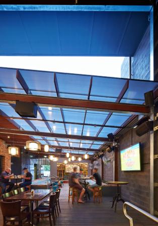 Maryâ€™s Commercial Hotel - Restaurant Canberra 0