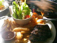 Glasshouse Mountains Tavern