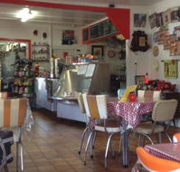 Mjs Retro  Vintage Wares - Restaurant Canberra