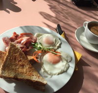 Travellers Rest Cafe - Restaurant Canberra