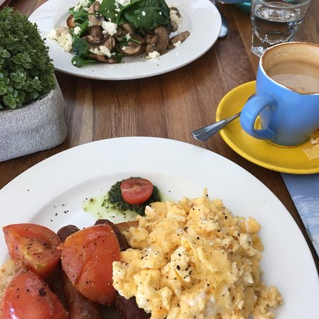 Coongoola QLD Restaurant Canberra