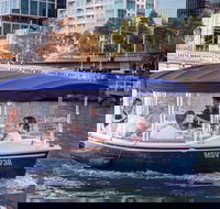 2-Hour Self-Drive Boat Hire on the Yarra River - Restaurant Canberra