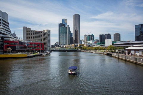 2-Hour Self-Drive Boat Hire On The Yarra River - Restaurant Canberra 1