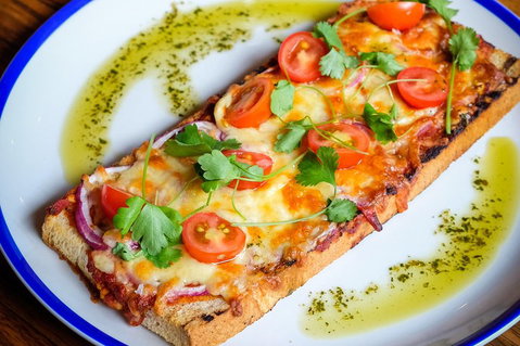 Food Tour Melbourne - St Kilda - Restaurant Canberra 1