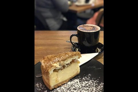 Adelaide City Highlights With Hahndorf And Mt. Lofty - Restaurant Canberra 1