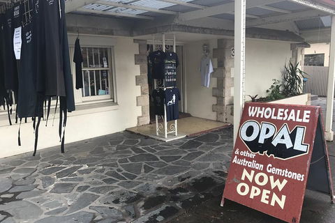 Adelaide City Highlights With Hahndorf And Mt. Lofty - Restaurant Canberra 4