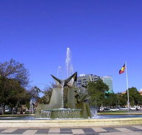 Explore Adelaide City Tour Haigh's Tasting Chocolate  Adelaide Oval Tour - Restaurant Canberra