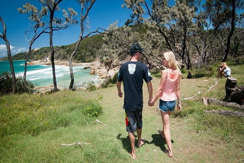Full-Day Moreton Island 4x4 Sightseeing Tour - Restaurant Canberra 4
